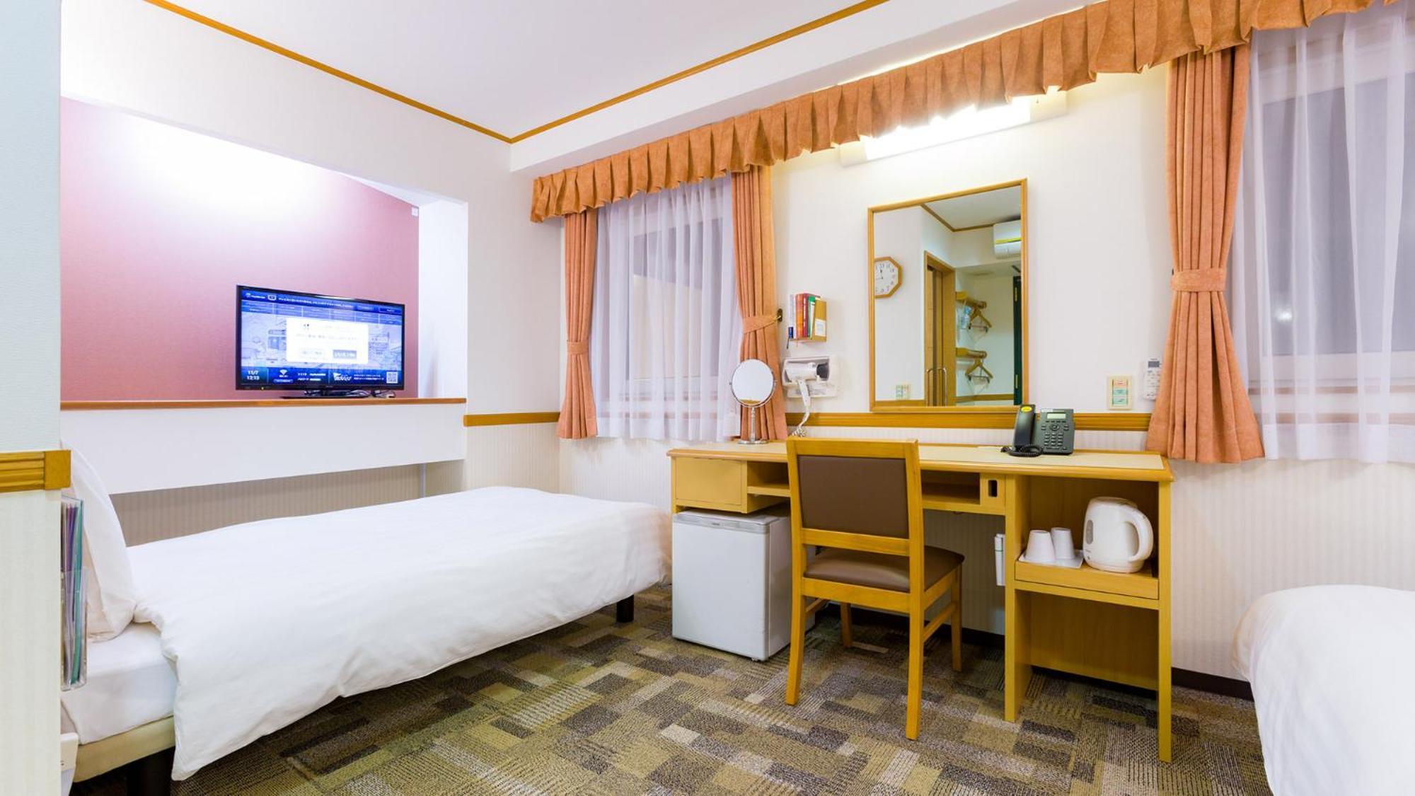 Toyoko Inn Fukushima-Eki Higashi-Guchi No 2 Fukushima  Pokój zdjęcie