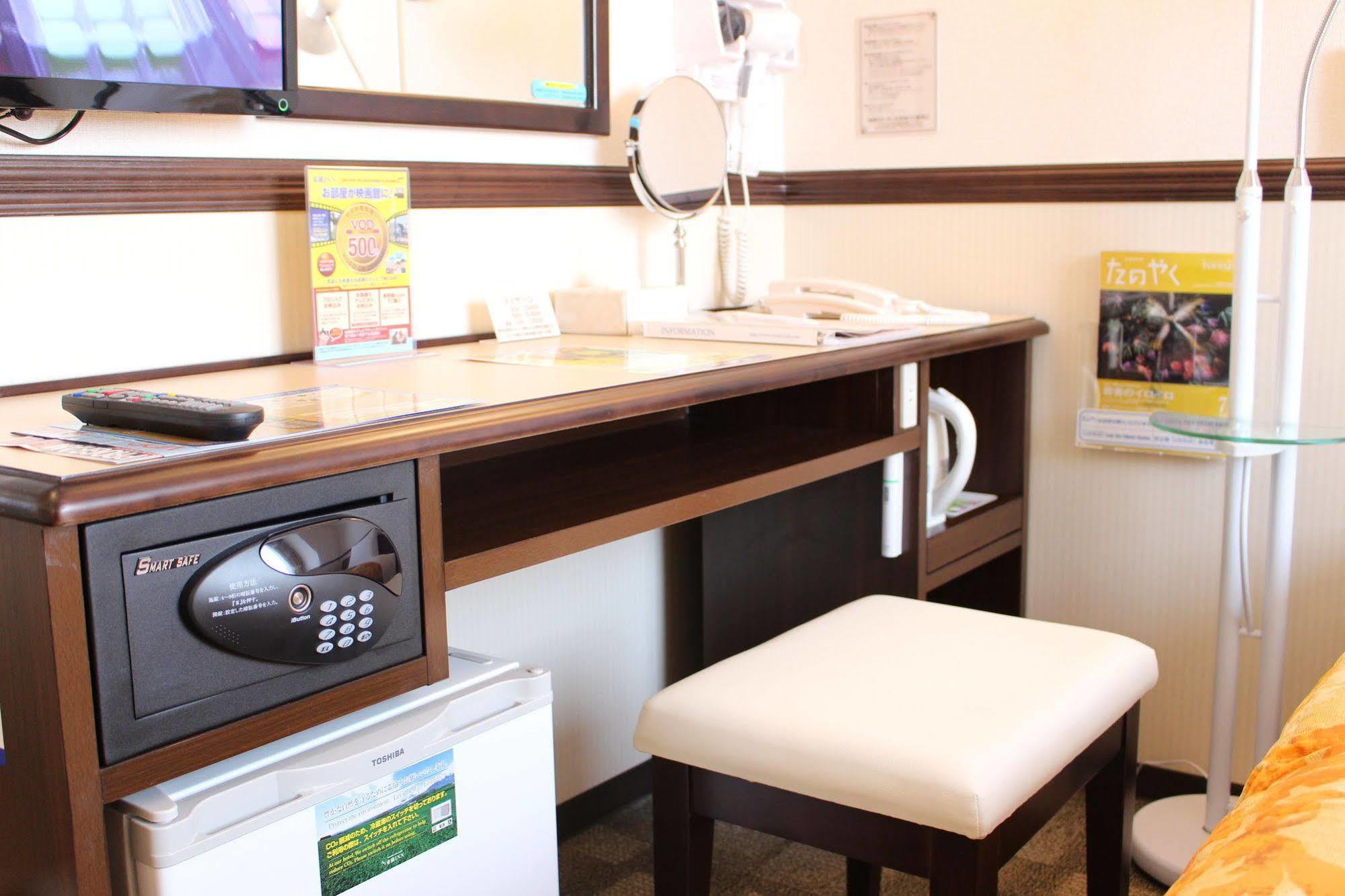 Toyoko Inn Fukushima-Eki Higashi-Guchi No 2 Fukushima  Zewnętrze zdjęcie