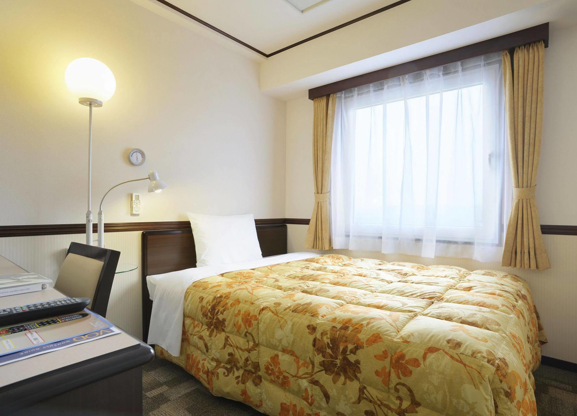 Toyoko Inn Fukushima-Eki Higashi-Guchi No 2 Fukushima  Zewnętrze zdjęcie